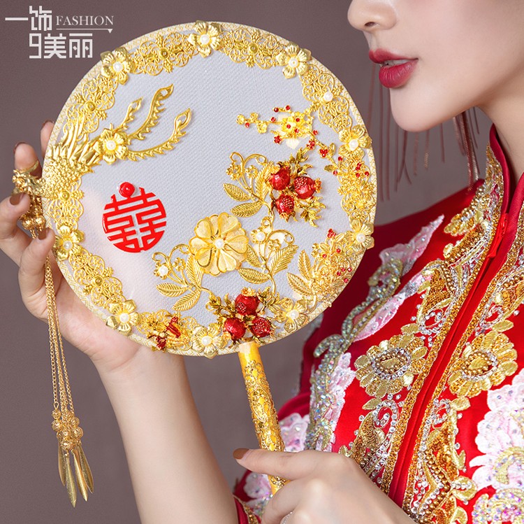 quạt mặc đồ khỏa