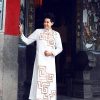 Áo dài nam trắng vẽ họa tiết