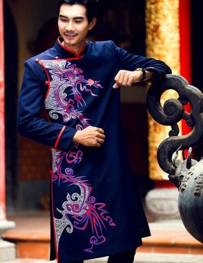 Áo dài nam cách tân xanh đen vẽ rồng lập thể
