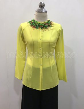 bà ba nữ vàng vẽ