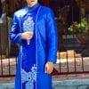 Áo dài nam cách tân xanh vẽ họa tiết dân gian ấn tượng