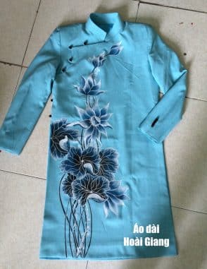 Áo dài nam xanh thiên thanh họa tiết hoa sen