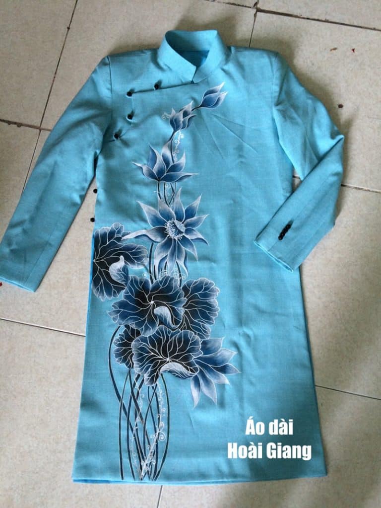 Áo dài nam xanh thiên thanh họa tiết hoa sen