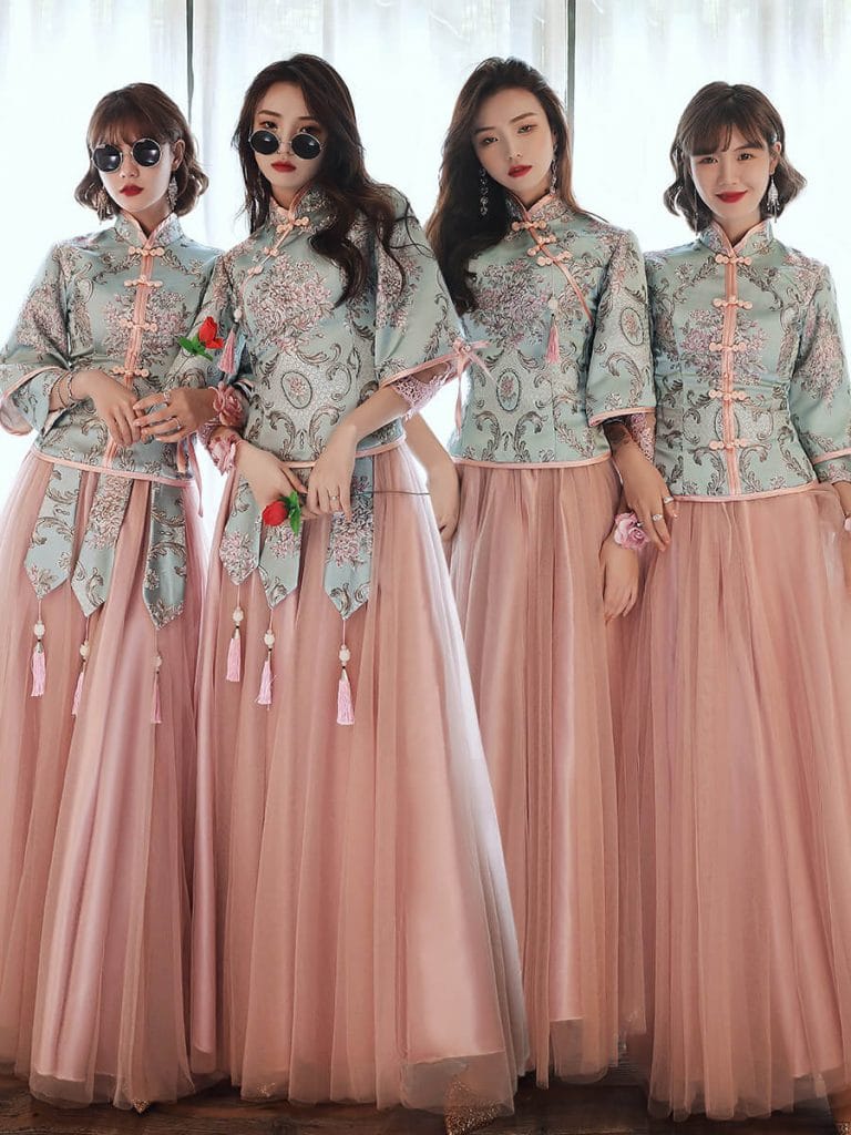 áo khỏa bưng quả