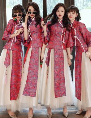 áo khỏa bưng quả
