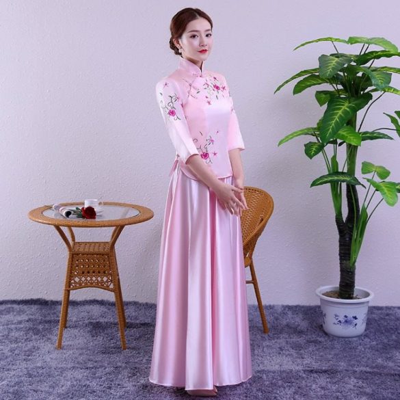 Sườn xám nữ Trung Quốc