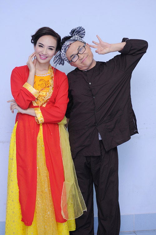 Trang phục chị Hằng theo phong cách Việt Nam