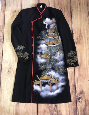 Áo dài nam đen vẽ phong cảnh
