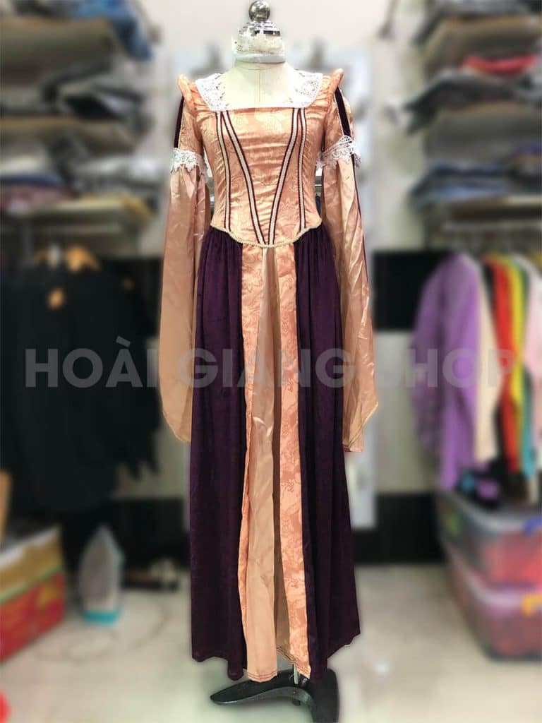 trang phục nữ hoàng