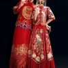 áo khỏa cưới cặp trung hoa sang trọng