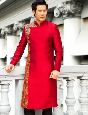 áo dài nam đỏ hoa văn đơn giản
