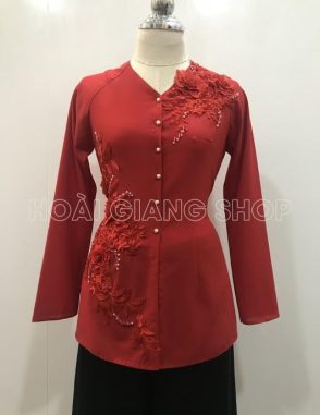 bà ba đỏ kết ren