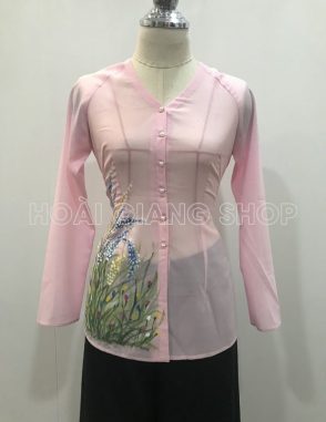 Bà ba nữ hồng nhạt vẽ hoa cỏ lau