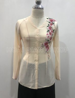 Bà ba nữ màu kem vẽ hoa cúc