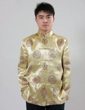 sườn xám nam bưng quả trung quốc