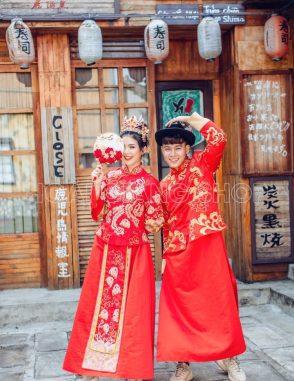 cho thuê áo khỏa trung quốc