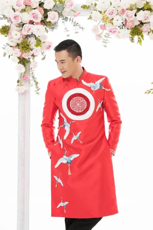 áo dài nam màu đỏ