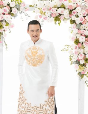 áo dài chú rể trắng thêu rồng
