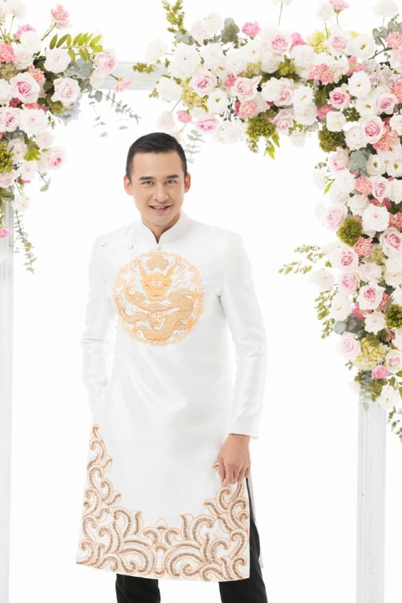 áo dài chú rể trắng thêu rồng