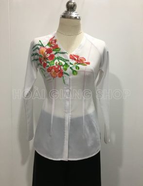 bà ba nữ trắng vẽ hoa phượng