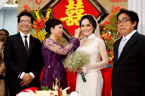 thuê vest sui gia ở đâu đẹp