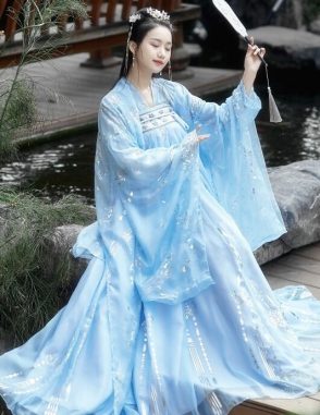 cho thuê trang phục cổ trang