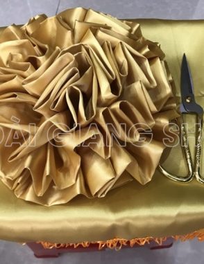 bộ cắt băng khánh thành màu vàng