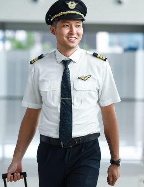 cho thuê trang phục phi công