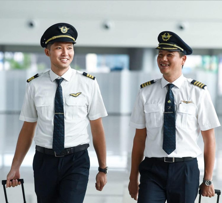 áo sơ mi phi công tay ngắn