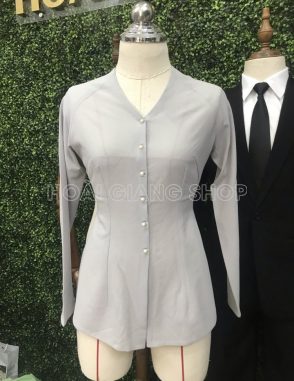 cho thuê áo bà ba màu xám nhạt