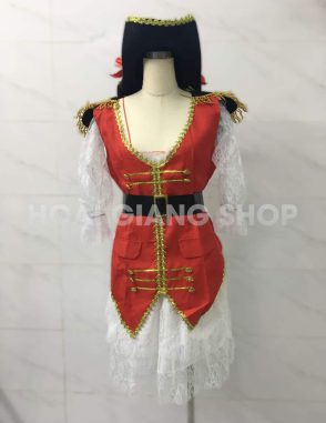 thuê trang phục cướp biển