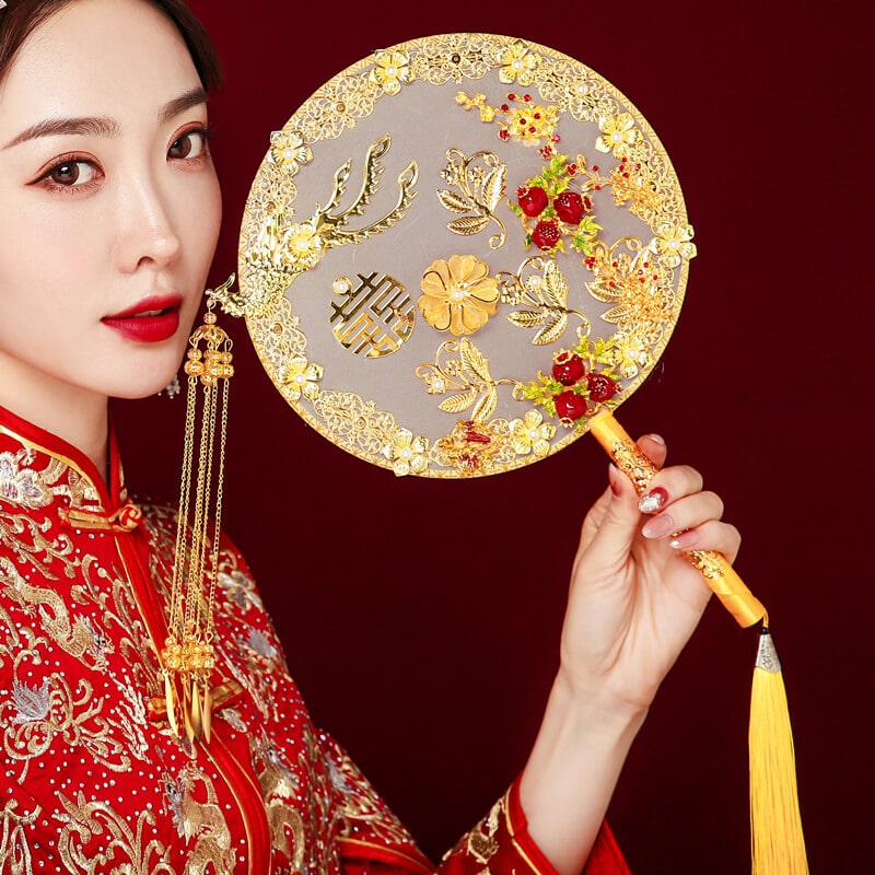cho thuê quạt cưới trung quốc