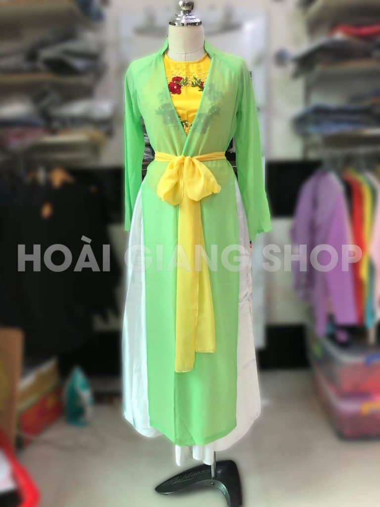 thuê váy tứ thân