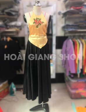 thuê váy yếm múa dân gian