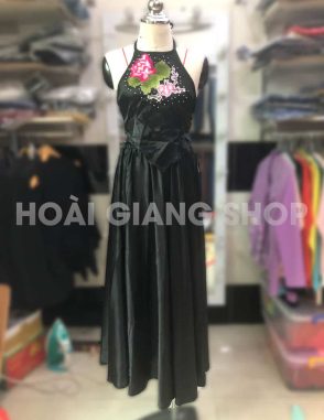cho thuê váy múa