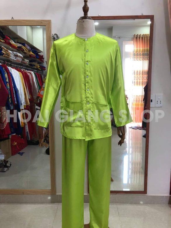 bà ba nam xanh lá chuối