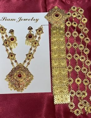 thuê trang sức phụ kiện thái lan