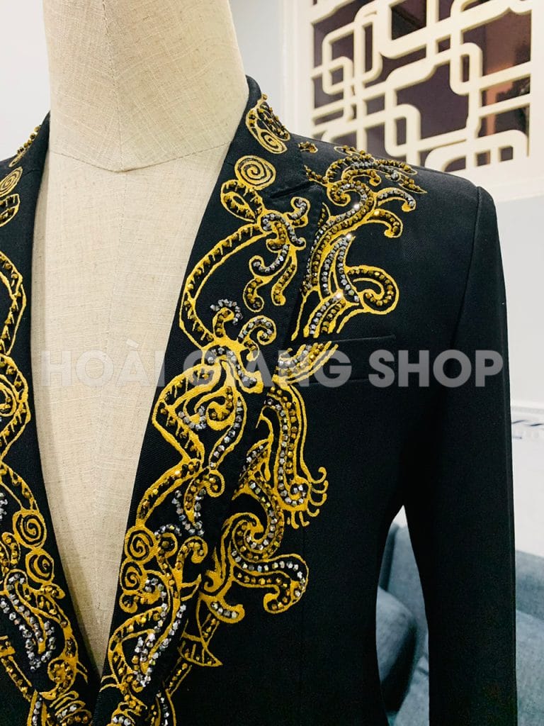 vest nam đen vân vàng
