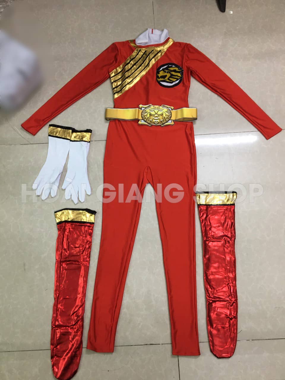 cho thuê trang phục siêu nhân gao