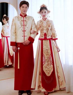 áo khỏa trung hoa màu vàng