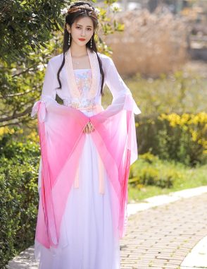 cho thuê đồ cổ trang