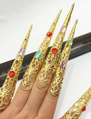 móng tay cổ trang thái lan