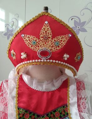 mũ đội đầu nước nga