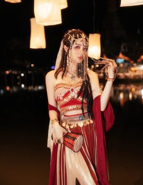 thuê trang phục múa đôn hoàng