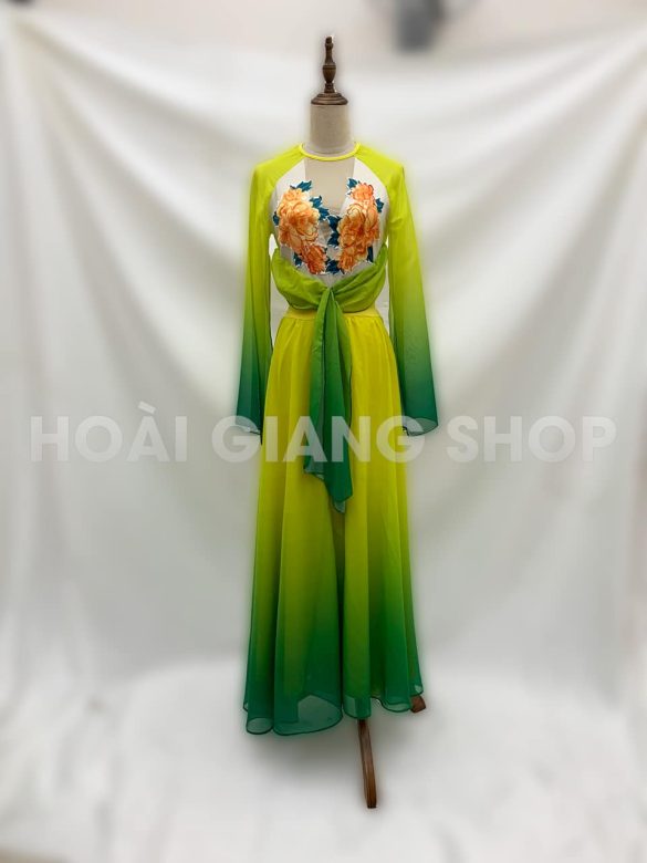 cho thuê váy tứ thân