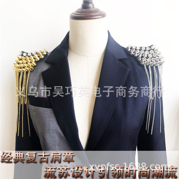 bán cầu vai áo vest nam